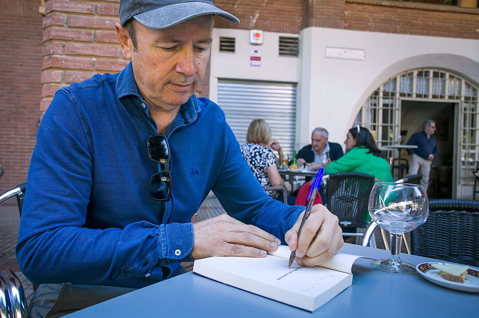 Escuela De Escritores La Escuela De Escritores De Burgos Que Dirige