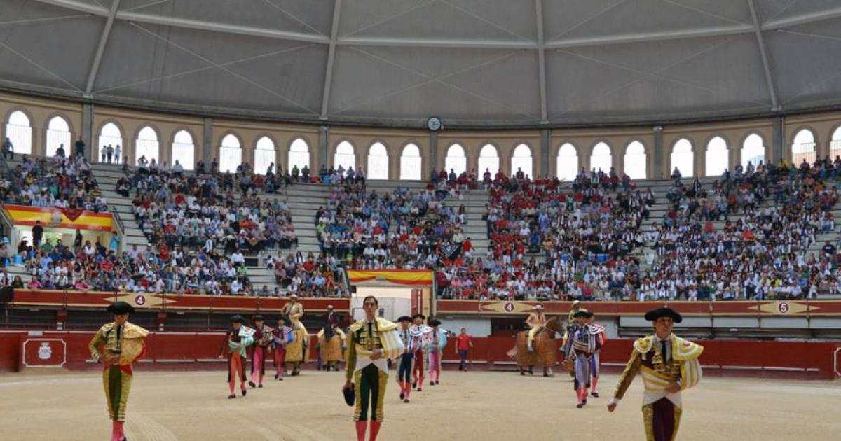 TOROS: Aranda abre la temporada taurina en Burgos el Sábado de Gloria
