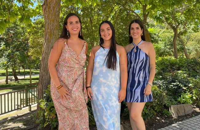 María vivirá la experiencia con las damas Naira Recio Cabañas y Lucía Hernando de la Rubia