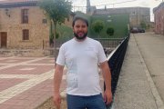 Esteban Herrero es concejal de la oposición en La Aguilera