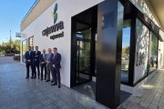 La nueva oficina de Cajaviva en Severo Ochoa impulsa la actividad comercial con un certamen navideño
