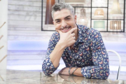 El actor, humorista y monologuista Txabi Franquesa copresenta el magacín 'Tips', en La 2.-JOSEP ECHABURU