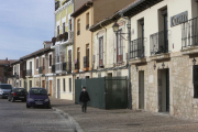 Licencias logra desatascar la situación del edificio de la calle Alfonso VIII. RAÚL G. OCHOA