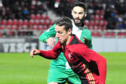 Rodrigo conduce un balón en la Copa Federación-Jose Esteban Egurrola