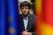 El president Carles Puigdemont posa para la entrevista con AFP, este sábado en Girona-PIERRE-PHILIPPE MARCOU (AFP)
