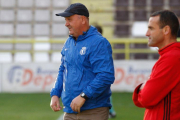 Manix Mandiola durante el choque ante el Osasuna B.-SANTI OTERO