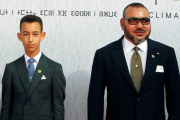 Hassan y Mohamed de Marruecos, el martes 15 de noviembre, en el inicio de la cumbre climática en Marraquesh.-REUTERS