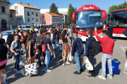 Una docena de autobuses salió a primera hora de hoy de la plaza de Santa Teresa cargados de jóvenes con destino al ITA Palencia 2022. ECB