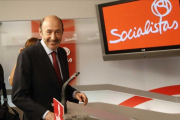 Alfredo Pérez Rubalcaba, durante una comparecencia en la sede del PSOE, a mediados del 2014.-AGUSTÍN CATALÁN
