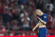 Iniesta, en la final de la Copa del Rey.-JORDI COTRINA