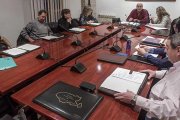 Los ediles del Condado durante el Pleno de ayer que formalizó la dimisión del alcalde.-SANTI OTERO
