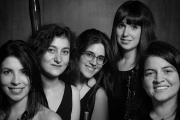 Componentes del ‘Quinteto o Globo’, que actúa hoy en el Museo de la Evolución Humana.-ECB