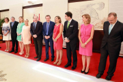 Foto de familia del equipo de Gobierno tras el acto de toma de posesión de los consejeros-Ical