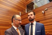 El portavoz socialista Luis Tudanca conversa con el portavoz de Ciudadanos, Luis Fuentes, en el debate del estado de la Comunidad el debate del estado de la Comunidad-ICAL