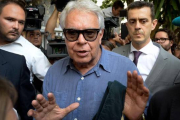 González llega a la casa de Antonio Ledezma, que está bajo arresto domiciliario.-Foto:   AFP / FEDERICO PARRA