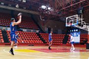 Salvó lanza a canasta en el entrenamiento de ayer. SPB / J. RUIZ