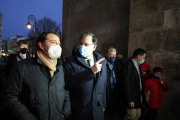 El candidato del PP, Alfonso Fernández Mañueco, participa en un acto público en León junto a Mariano Rajoy. -ICAL