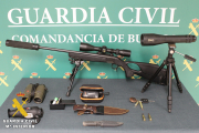 Un arma intervenido por el Seprona en una operación anterior. GUARDIA CIVIL.