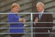 Merkel y Johnson, ayer en la sede de la cancillería en Berlín.-AFP / ODD ANDERSEN