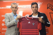 Carlos Terrazas (derecha) junto a Álvaro Bustos.-