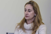 Susana Azcona Alonso presenta su ópera primera, con portada de Luis Corrales, hoy en la Sala Polisón.-Santi Otero
