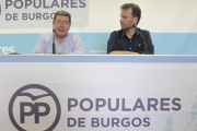 César Rico y el  secretario del PP de Burgos, Borja Suárez.-SANTI OTERO