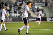 Andy se lamenta tras una ocasión desperdiciada. TOMÁS ALONSO