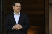 Tsipras, ayer, en Atenas.-AP / THANASSIS STAVRAKIS