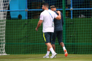 Neymar abandona el entrenamiento-HANNAH MCKAY (REUTERS)
