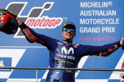 Maverick Viñales (Yamaha) celebra su victoria en Phillip Island (Australia).-REUTERS