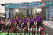 Componentes del Burgos BH en el Tour de Taiwan.