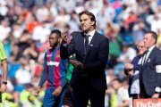 Lopetegui durante el partido.-EFE