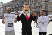 Cabezudo del presidente del Ejecutivo Mariano Rajoy hoy en la Puerta del Sol.-Diego Perez Cabeza