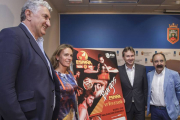 Fernando Romay, Lorena de la Fuente, Javier Lacalle y Carlos Sainz, durante la presentación oficial del partido-Santi Otero