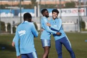 Umtiti, durante el entrenamiento de este viernes.-FC BARCELONA
