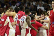 Los jugadores griegos celebran el triunfo sobre el CSKA Moscú.-Foto:   AFP / JAVIER SORIANO