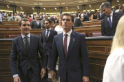 Pablo Casado y Albert Rivera en el Congreso.-DAVID CASTRO