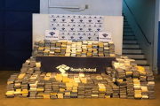La cocaína se encontraba en el interior de un contenedor en el que había tres transformadores y cuyo destino final era el puerto de Las Palmas.-RECEITA FEDERAL