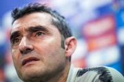 Valverde, en una rueda de prensa en la ciudad deportiva del Barça en Sant Joan Despí.-JORDI COTRINA