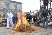 Los preparativos se realizaron en la plaza Mayor.-R. F.