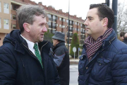 De la Rosa y Lacalle conversan en Las Rebolledas.-ISRAEL L. MURILLO
