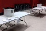 Urnas preparadas para el referéndum, el pasado 1 de octubre.-TWITTER / RAPHAEL MINDER