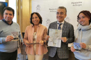 Carlos Gallo, alcalde de Sargentes de Lora, junto a Contreras, Saiz y De la Iglesia en la presentación de los senderos.-ECB