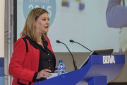 La consejera de Hacienda, Pilar del Olmo, inauguró el encuentro del BBVA.-SANTI OTERO