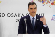 El presidente del Gobierno, Pedro Sánchez, durante la rueda de prensa ofrecida tras la finalización de la cumbre del G-20 en Osaka (Japón).-EFE / CHEMA MOYA