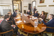 Imagen de la reunión celebrada ayer en el Palacio de Castilfalé.-ISRAEL L. MURILLO