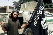 Abdelhamid Abaaoud en una foto publicada por Dabiq, la revista del Estado Islámico.-REUTERS