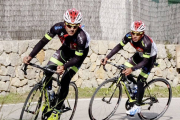 Los corredores del Burgos BHIgor Merino yDavid Belda, durante una competición.-ECB