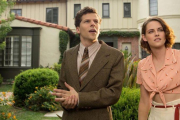 Jesse Eisenberg y Kristen Stewart, en una imagen de 'Café Society'.-LIONSGATE