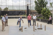 Las obras se centran en el local aunque a futuro se plantea en las pistas.-SANTI OTERO